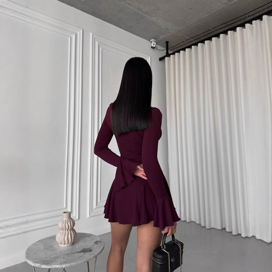 Damen Figurbetontes Rüschen‑Minikleid mit V‑Ausschnitt, Bindeband und Glockenärmeln Shop Nory