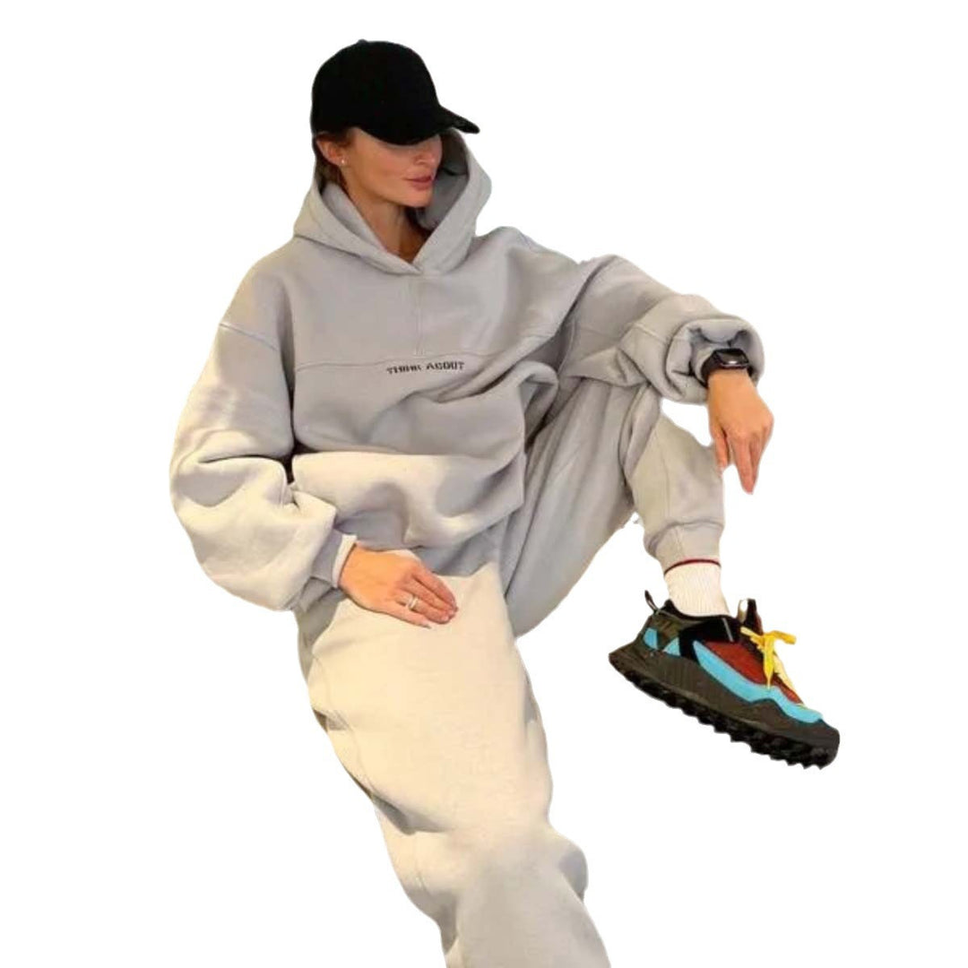 Damen Oversized Kapuzenpullover mit Statement-Print und elastischer High-Waist Jogginghose Set Shop Nory