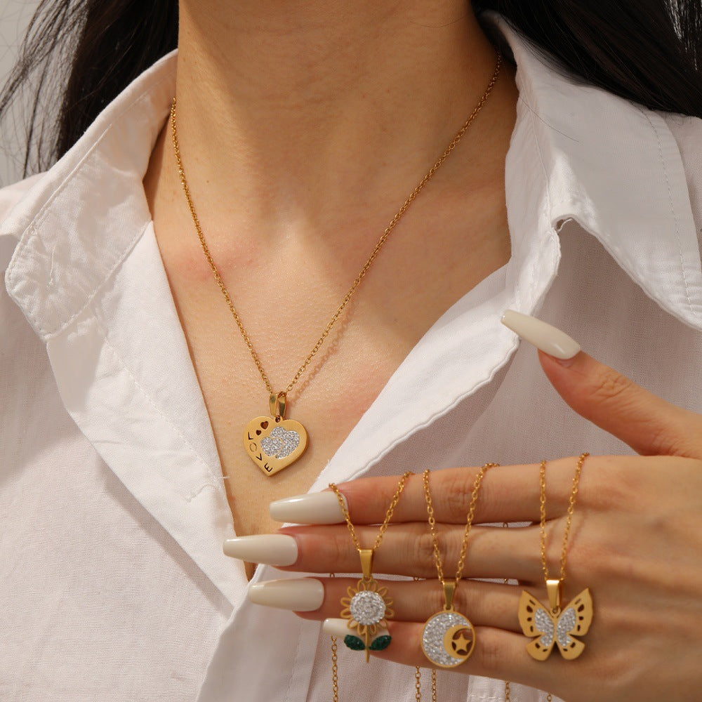 Damen Halskette mit herzförmigem Anhänger und funkelnden Zirkonia Shop Nory