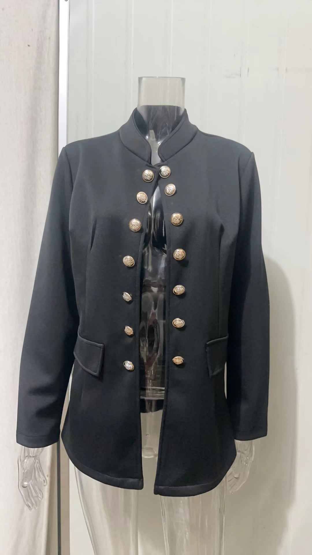Damen nan taillierter Longblazer mit Stehkragen, dekorativer Metallknopfleiste und 3/4-Ärmeln Shop Nory