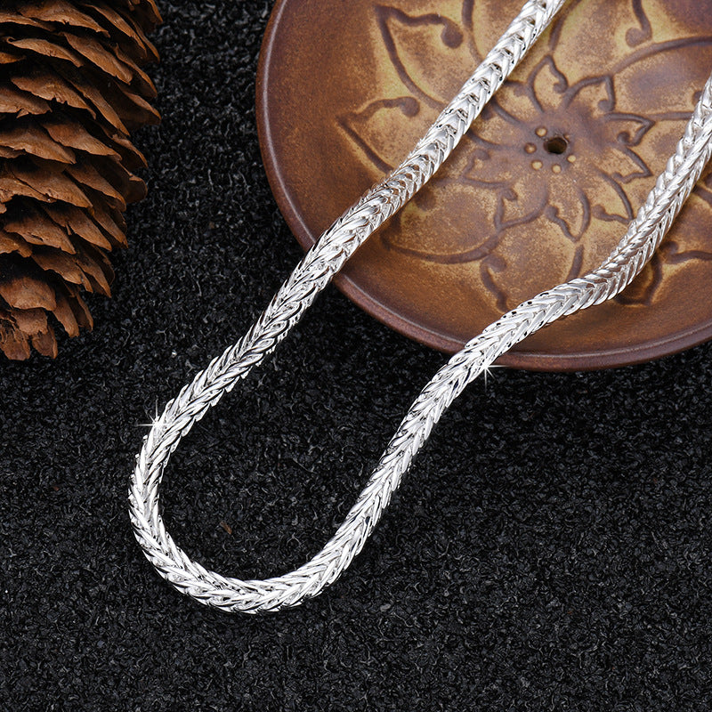 Herren Edelstahl Halskette mit modernem Design und filigranen Akzenten Shop Nory
