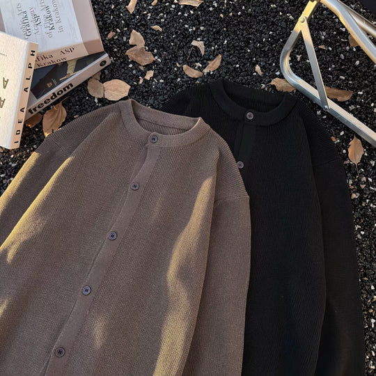 Unisex Grobgestrickte Oversize-Cardigan mit Rundhalsausschnitt und durchgehender Knopfleiste Shop Nory