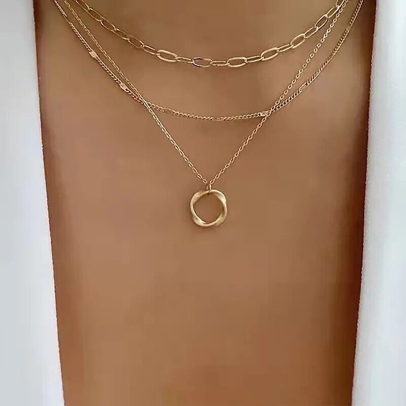Damen Halskette mit mehrschichtigen Kettendesigns und stilvollem Anhänger Shop Nory