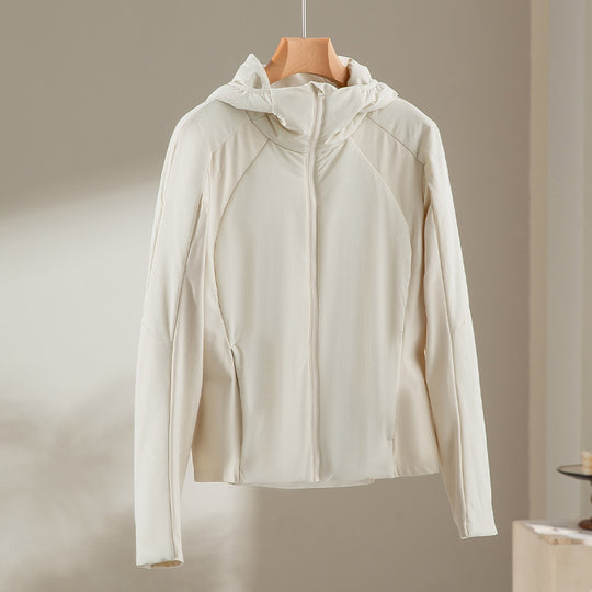 Damen Leichte Softshell-Jacke mit Kapuze, Raglanärmeln und taillierter Passform Shop Nory