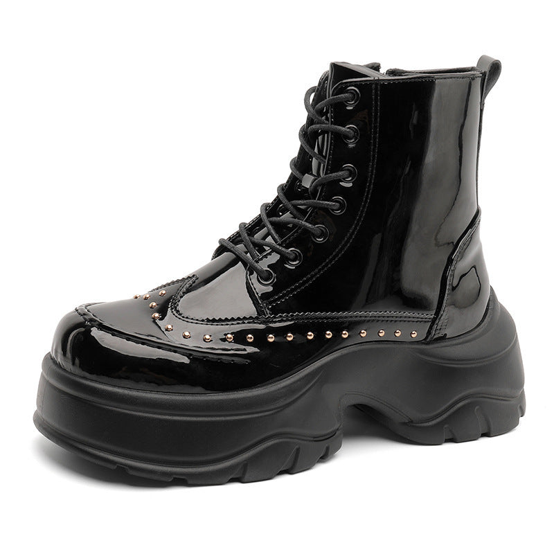 Damen Plateau-Boots mit Lackfinish, Schnürung und Nietenbesatz Shopy Nory