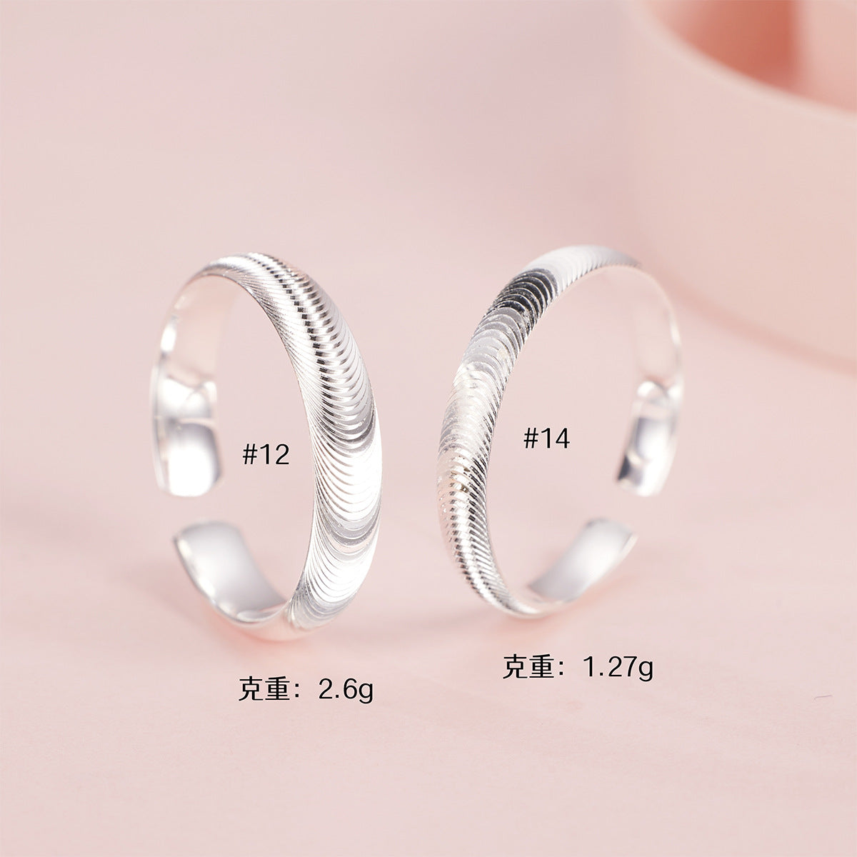 Damen Armreif aus hochwertigem Edelstahl mit modernem Wellendesign Shop Nory