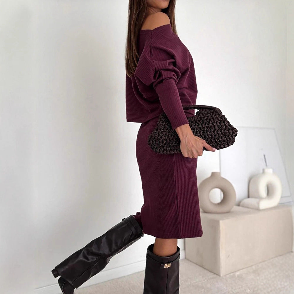 Damen Zweisitiges geripptes Strick-Set mit Off-Shoulder-Oversize-Pullover und tailliertem Midirock mit Seitenschlitz Shop Nory