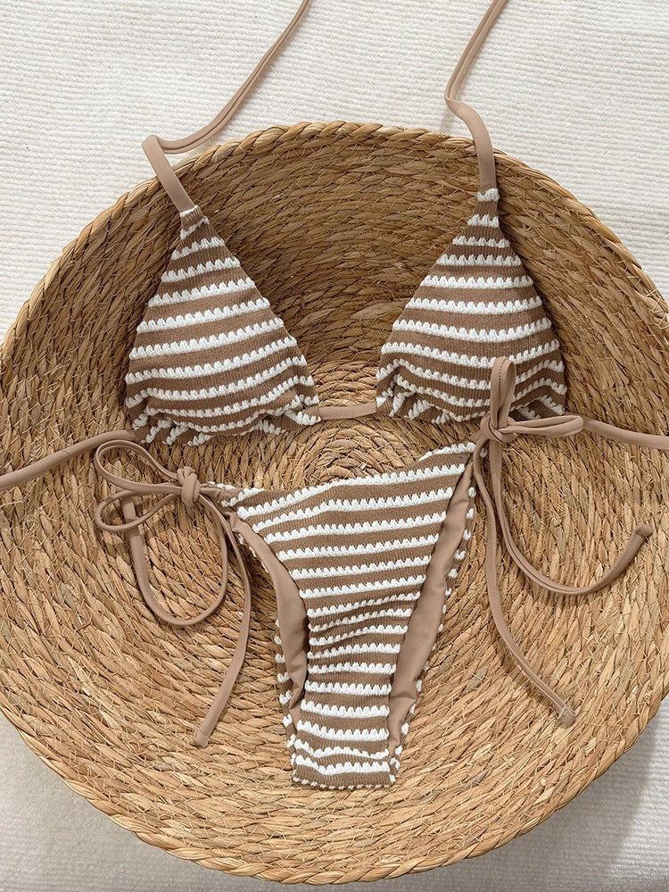 Damen Triangel-Bikini mit verstellbaren BindShopnoryändern und trendigem Streifenmuster Shopnory