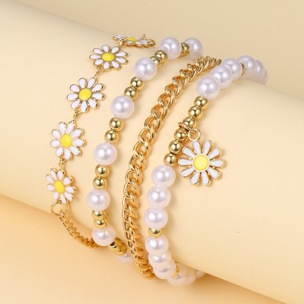 Damen Armband Set mit floralen und perlenden Akzenten Shop Nory