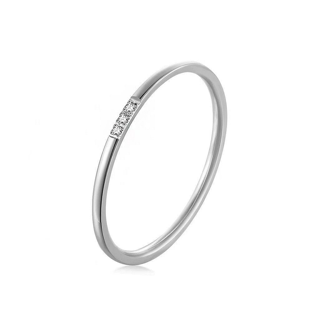 Damen eleganter Ring mit funkelnden Zirkonia-Steinen Shop Nory