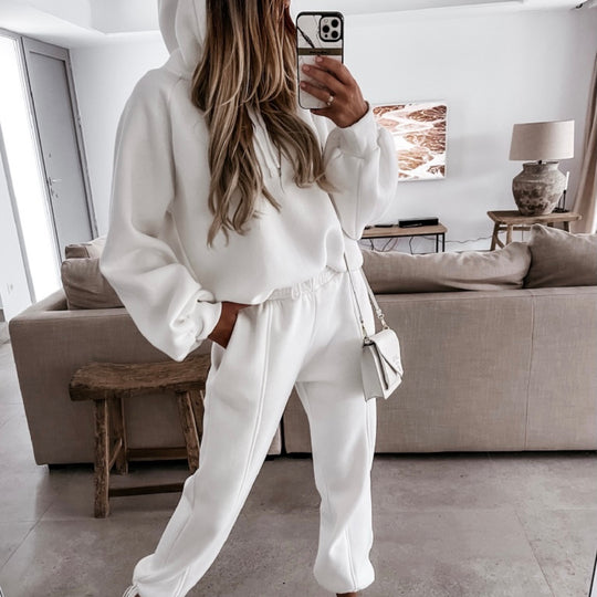 Damen kuscheliges Lounge-Zweiteiler-Set mit oversized Kapuzenpullover, Balloon-Ärmeln und taillierter Jogginghose Shop Nory