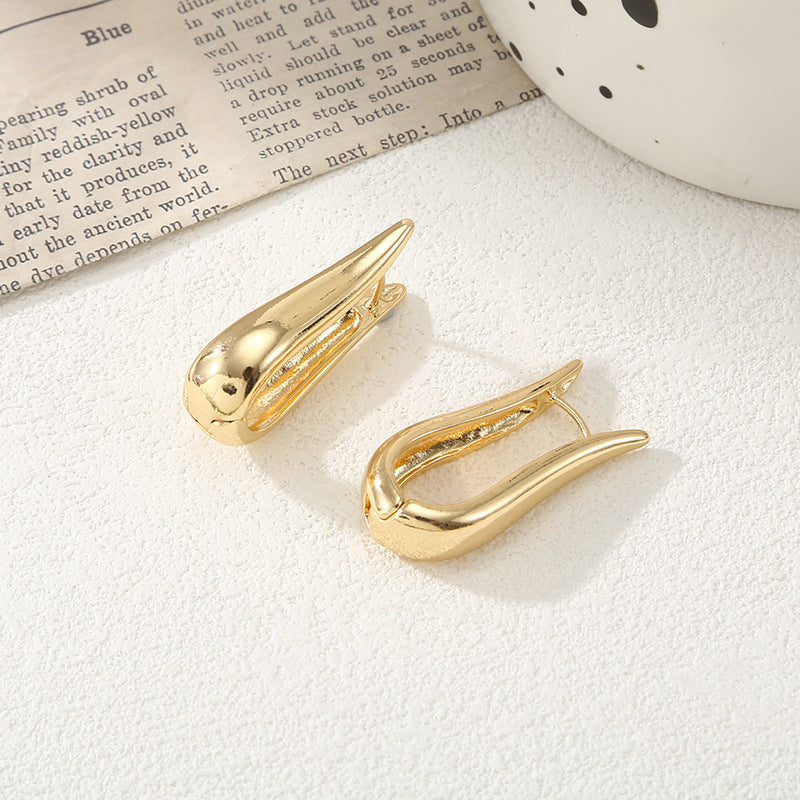 Damen Ohrringe mit elegantem, geschwungenem Design Shop Nory