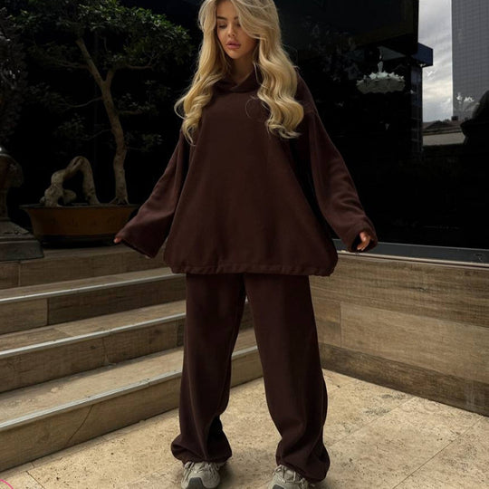 Damen oversized Kapuzen-Sweatshirt mit Ballonärmeln und weite High-Waist Jogginghose Shop Nory