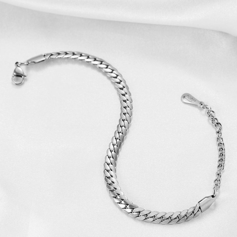 Damen Armband aus hochwertigem Edelstahl mit innovativen Verschlussmechanismus Shop Nory