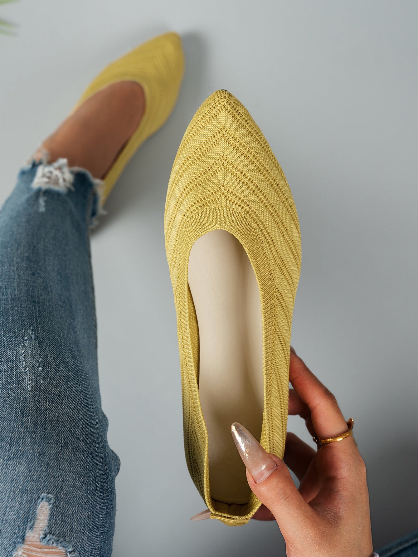 Damen Ballerinas aus atmungsaktivem Strickmaterial mit elegantem Schnitt
