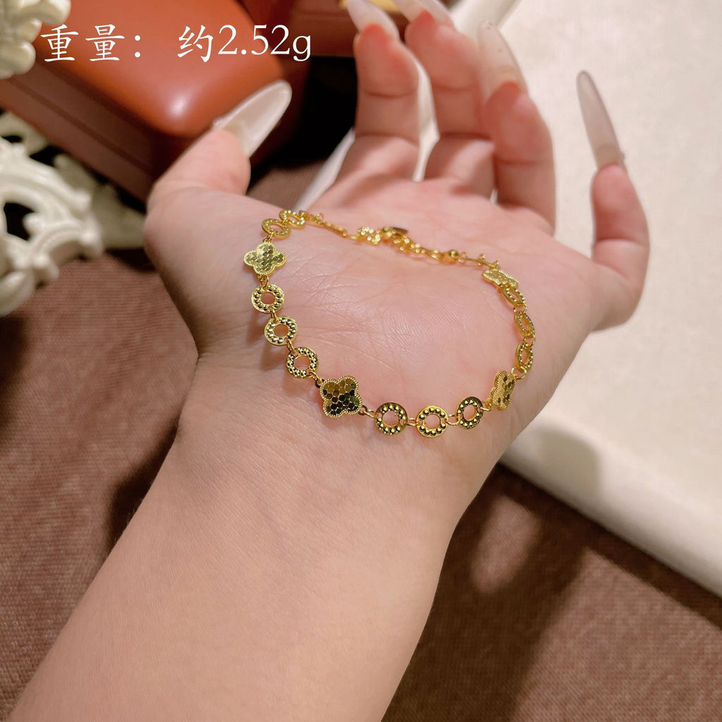 Damen elegantes Vergoldetes Armband mit kunstvollen Details Shop Nory