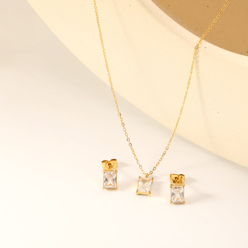 Damen Schmuckset mit Halskette und passenden Ohrsteckern Shop Nory