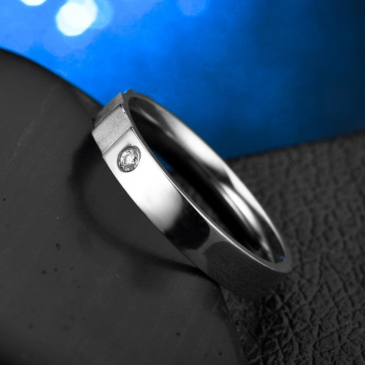 Herren Ring mit elegantem, minimalistischen Design und funkelndem Stein Shop Nory