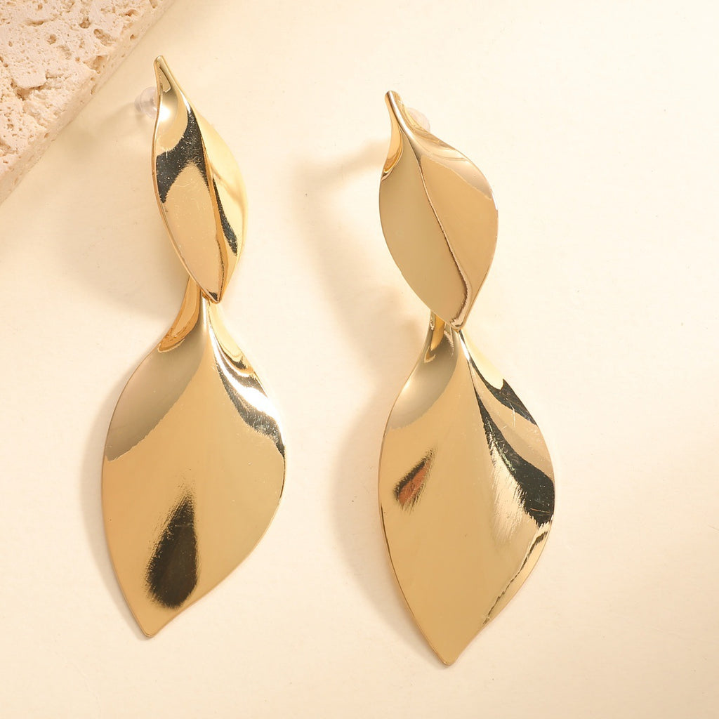 Damen Hängende Ohrringe mit elegantem Blattform und luxuriösem Finish Shop Nory