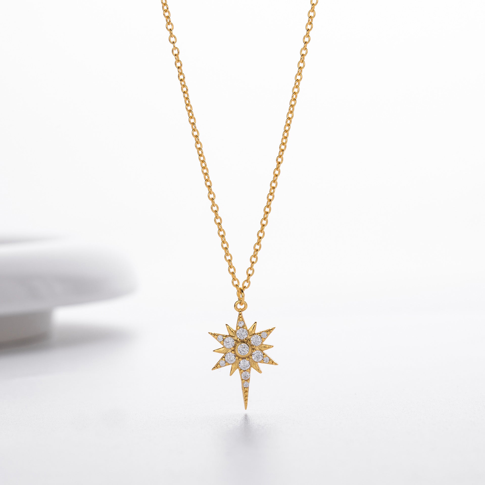 Damen Halskette mit strahlendem Sternanhänger aus hochwertigem 925 Sterling Silber und funkelnden Zirkonia Shop Nory