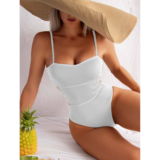 Damen Einteiler Badeanzug mit elegantem Rippendesign und figurschmeichelnder Silhouette