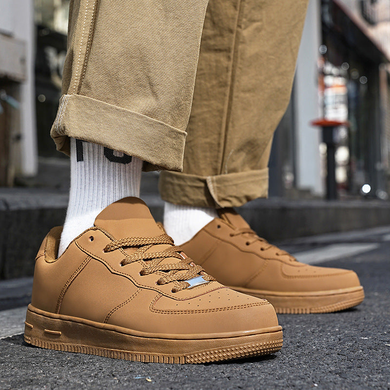 Herren Minimalistischer Low-Top Freizeitleder-Sneaker mit gepolstertem Knöchelkragen und rutschfester Profilsohle Shopy Nory