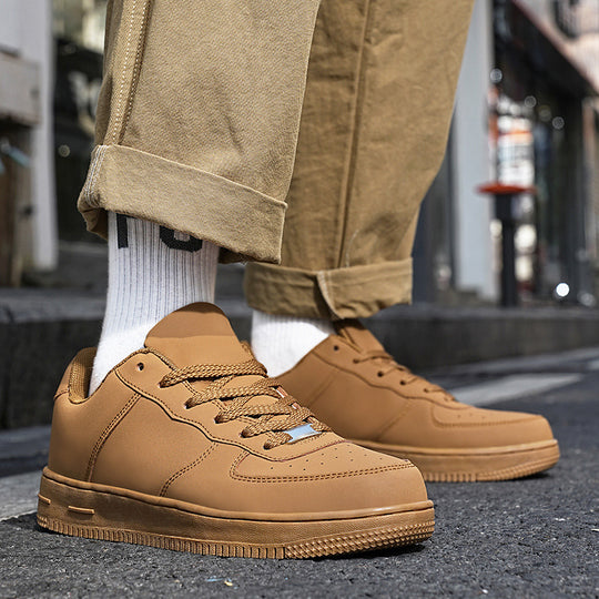 Herren Minimalistischer Low-Top Freizeitleder-Sneaker mit gepolstertem Knöchelkragen und rutschfester Profilsohle Shopy Nory