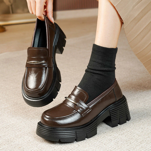 Damen Modische Loafers mit klobigem Absatz und glänzenden Applikationen