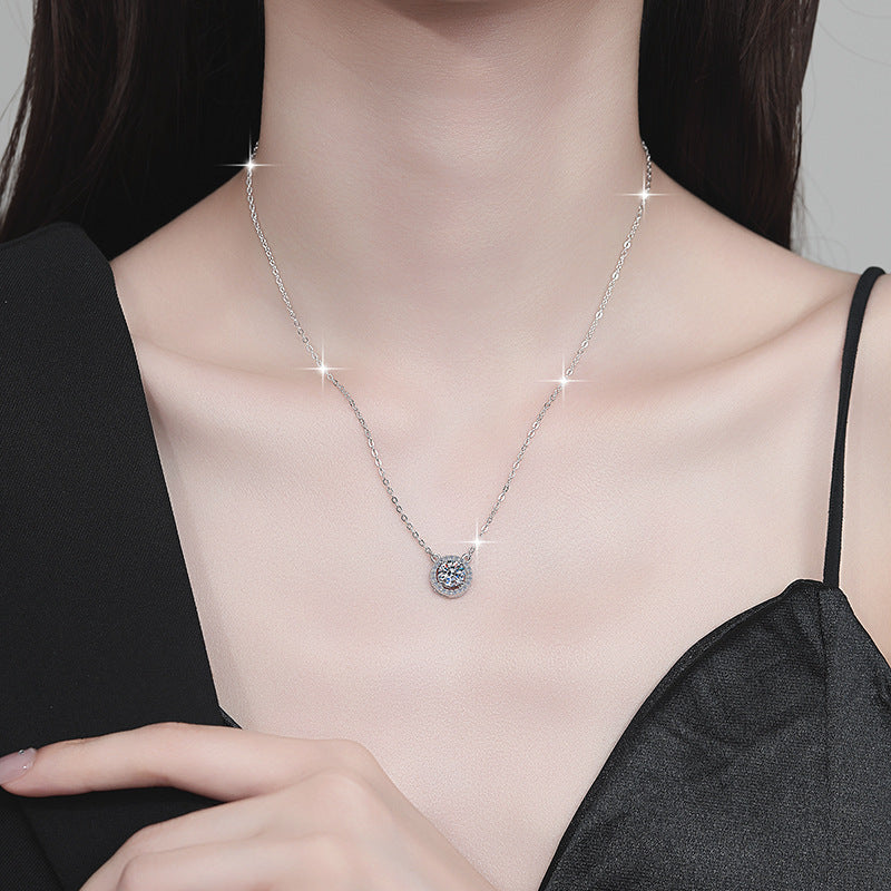 Damen Halskette mit funkelndem Kristall und luxuriösem Zirkonia-Rahmen Shop Nory