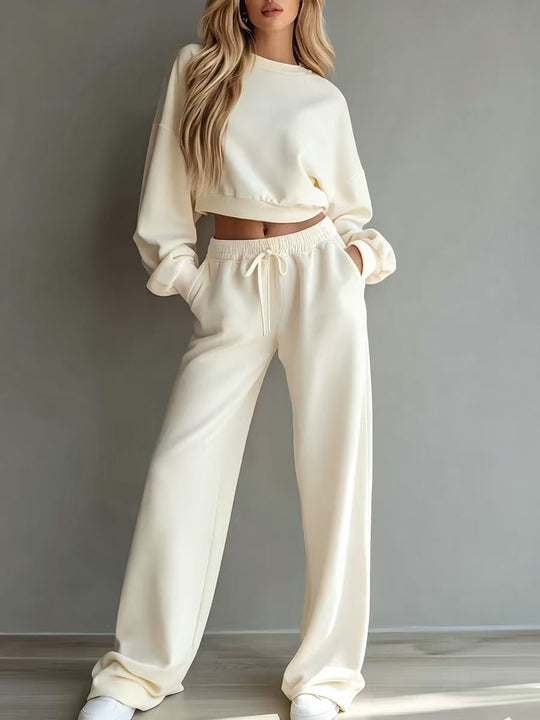 Damen Weiches Lounge-Set mit kurzem Sweatshirt und weiter Jogginghose Shop Nory