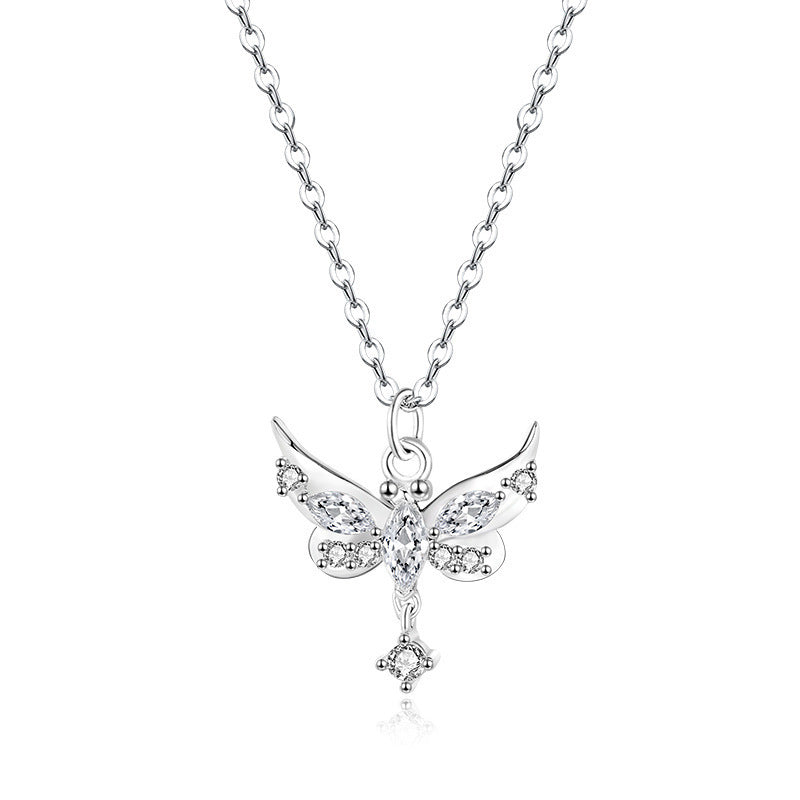 Damen Halskette mit kunstvollem Schmetterlingsanhänger und funkelnden Zirkonia Shop Nory