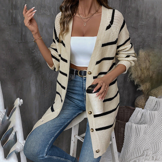 Damen Langer Oversize-Cardigan mit Rippenstruktur, Querstreifen und dekorativer Knopfleiste Shop Nory