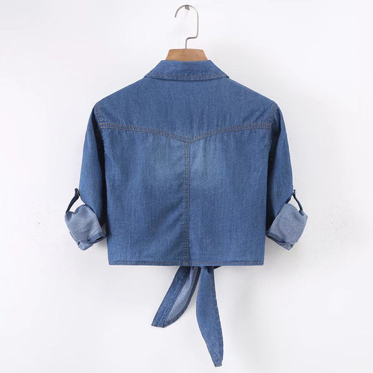 Damen Geknotete Denim Kurzbluse mit Brusttaschen und hochgekrempelten Ärmeln Shop Nory