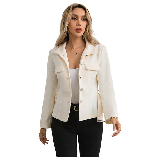 Damen Taillierter Jackenblazer mit Stehkragen, Zierpatten-Brusttaschen und Taillengürtel Shop Nory