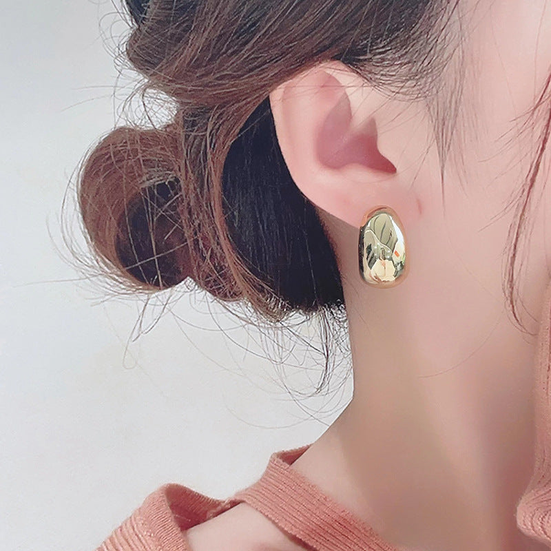 Damen modernes und minimalistisches Ohrschmuck-Design Shop Nory
