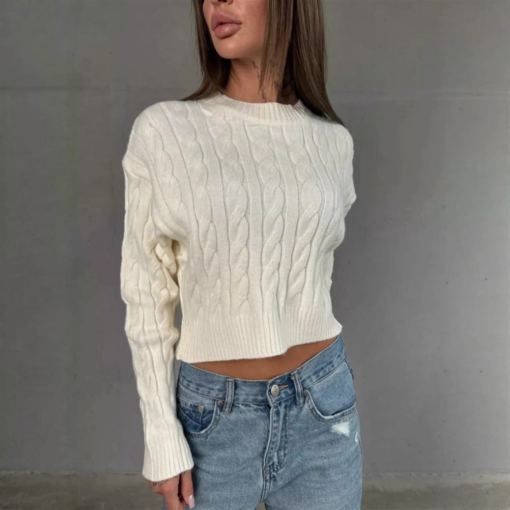 Damen Kurzer Boxy-Zopfstrickpullover mit geripptem Saum und Rundhalsausschnitt Shop Nory
