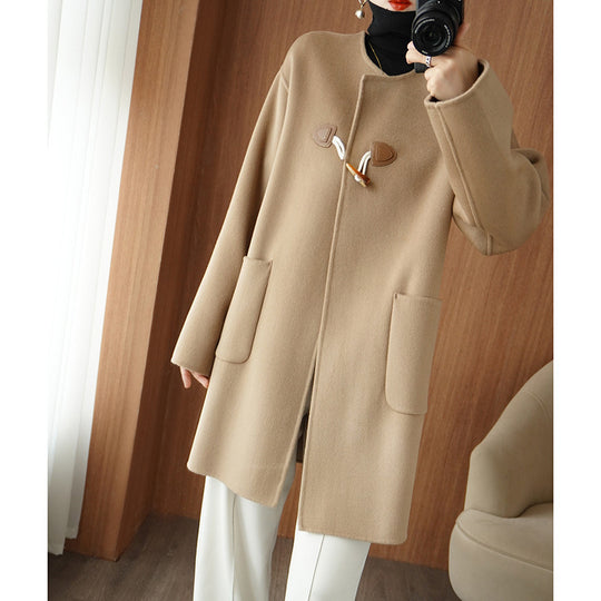 Damen Midilanger Wollmixmantel mit KnShop Noryelverschlüssen, kastiger Silhouette und aufgesetzten Taschen Shop Nory