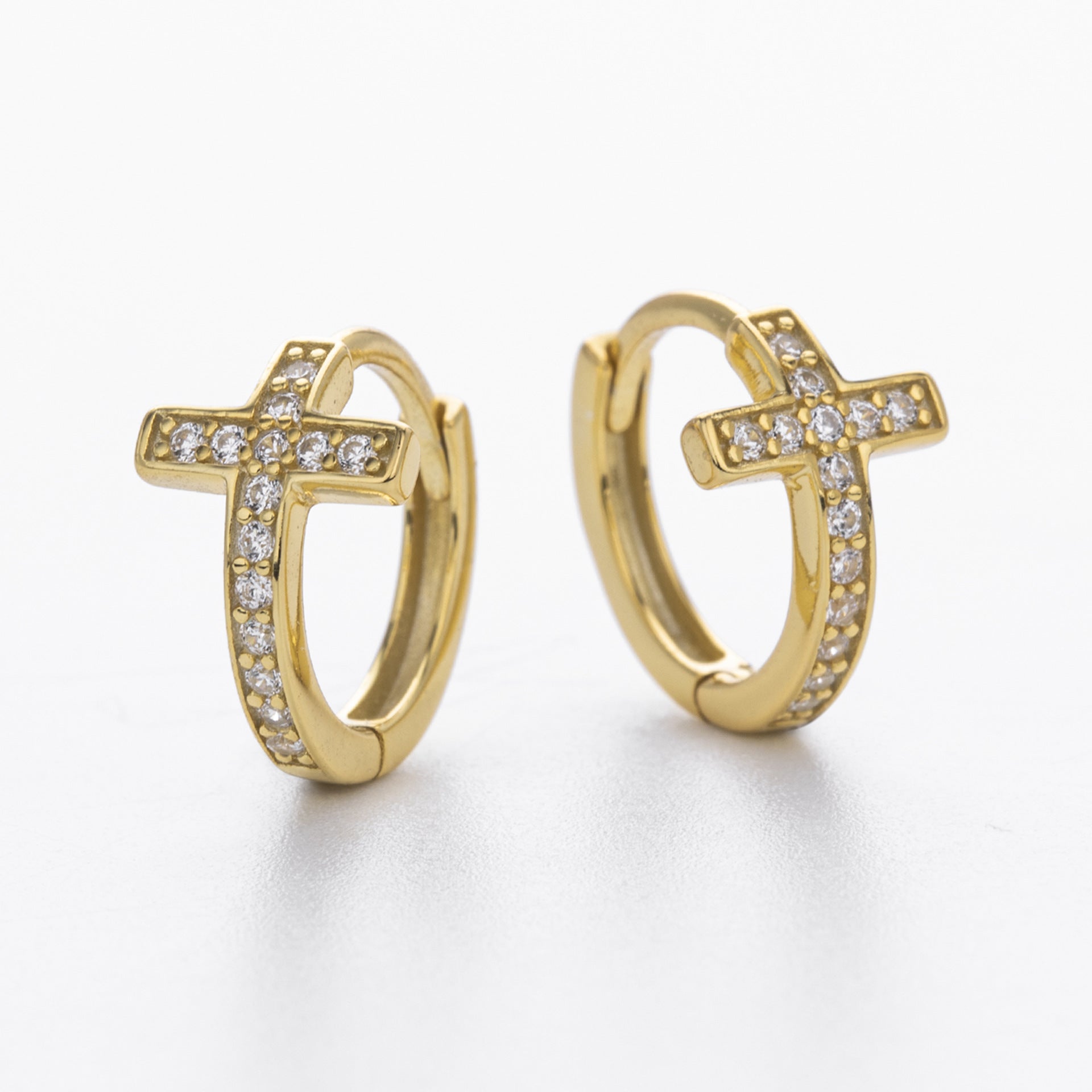 Damen Ohrhänger mit funkelndem Kreuzdesign aus hochwertigem 925 Sterling Silber und Zirkonbesatz Shop Nory