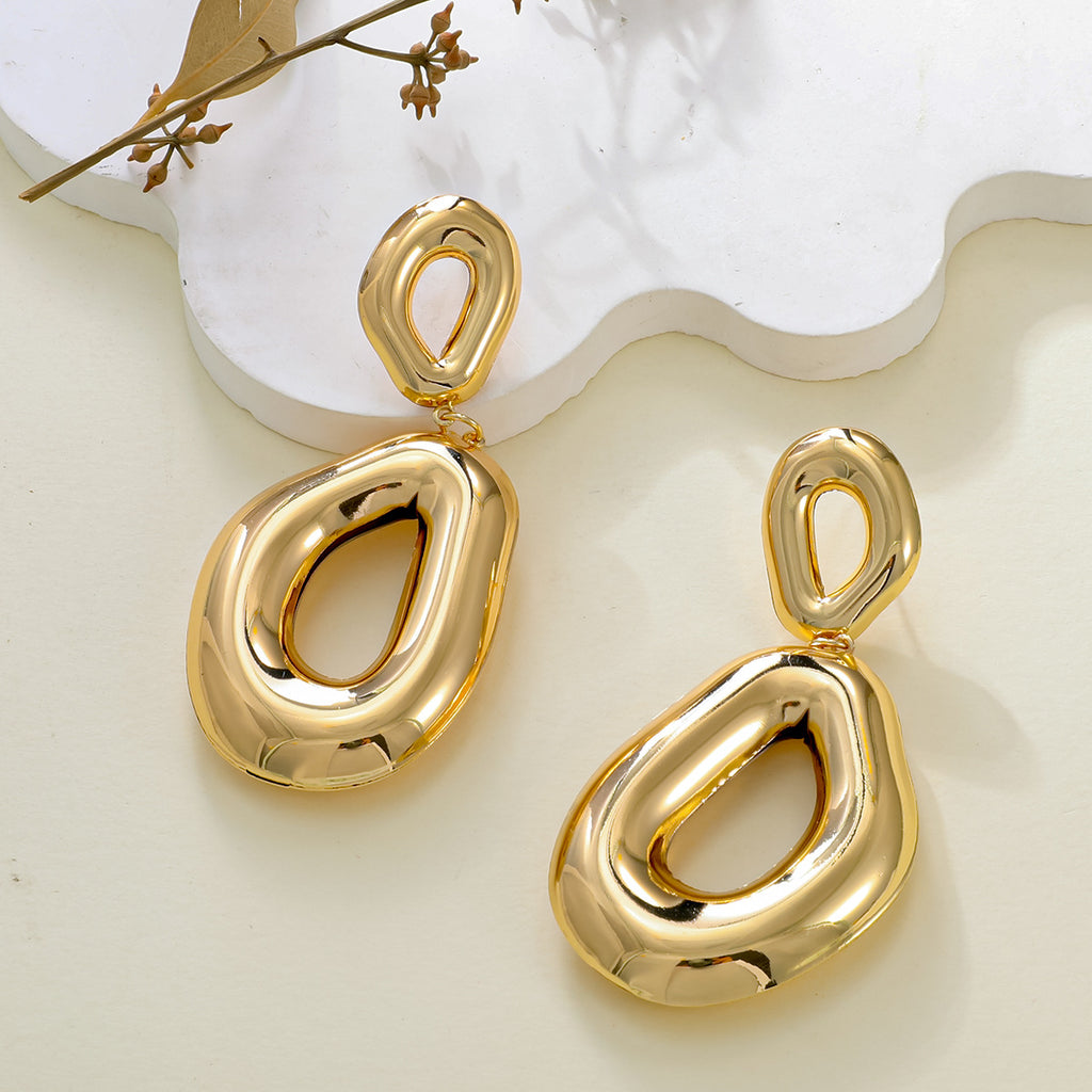 Damen Ohrringe im modernen, skulpturalen Design Shop Nory