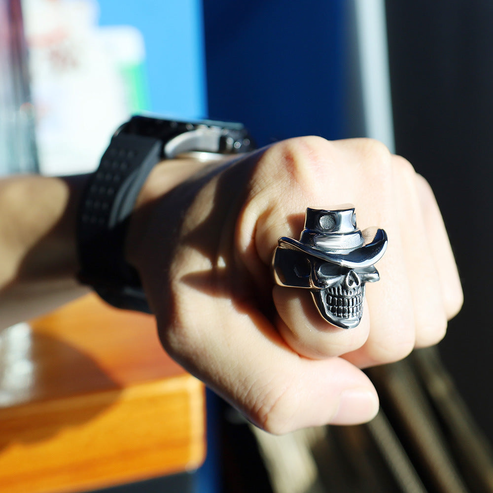 Herrenring mit Totenkopf-Design und Cowboyhut Shop Nory