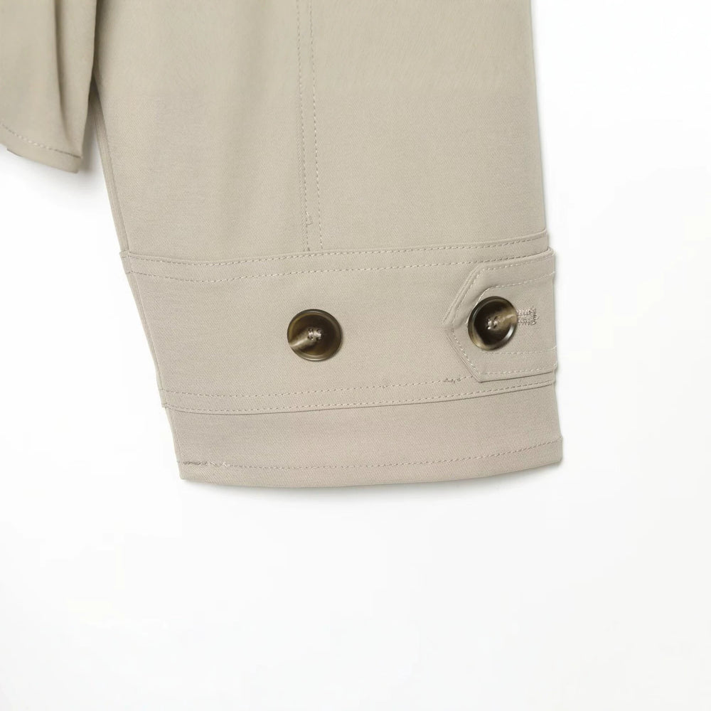 Damen Kurzparka mit Kapuze, Tunnelzugtaillierung und verdeckter Front Shop Nory