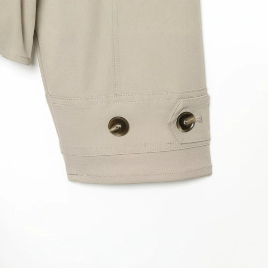 Damen Kurzparka mit Kapuze, Tunnelzugtaillierung und verdeckter Front Shop Nory