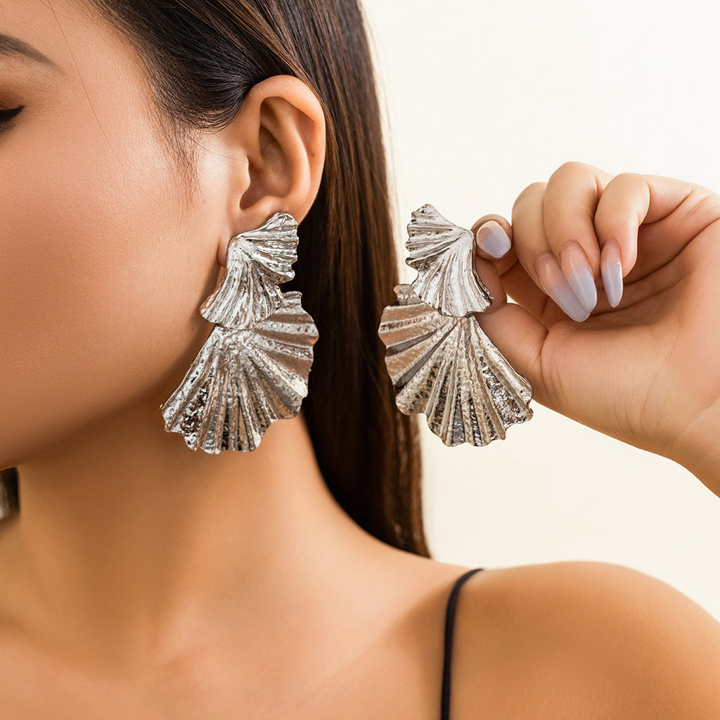 Damen Statement-Ohrstecker im eleganten Blüten Design