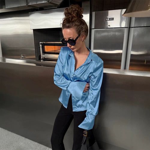 Damen Satiniertes Hemd mit weitem Kragen, extraweiten Manschetten & relaxed Fit Shop Nory