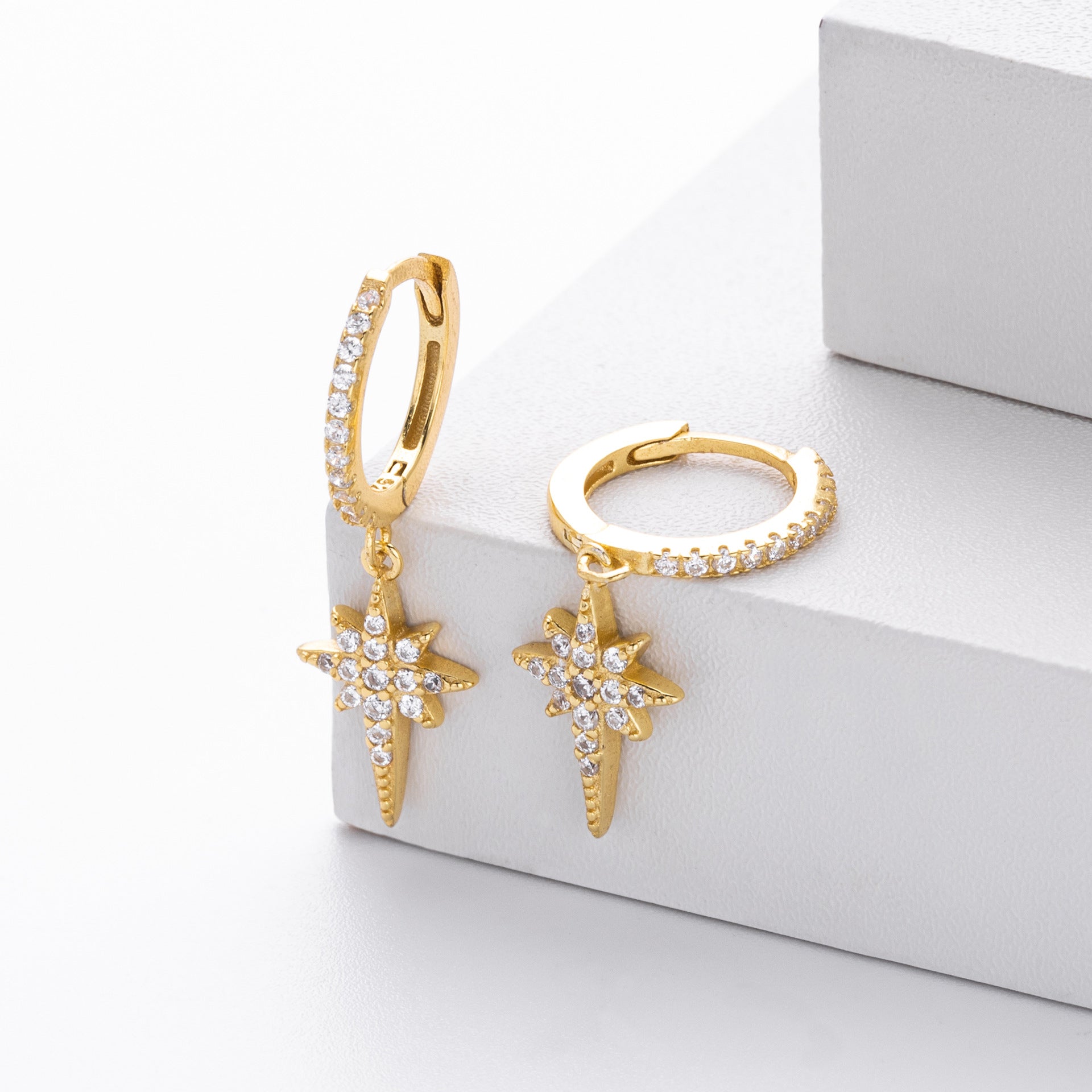 Damen Ohrhänger mit funkelndem Sternenanhänger aus 925 Sterling Silber Shop Nory
