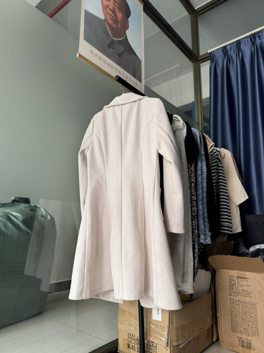 Damen Midilanger Doppelreihiger Wollmix-Mantel mit figurbetonter Taille und Pattentaschen Shop Nory