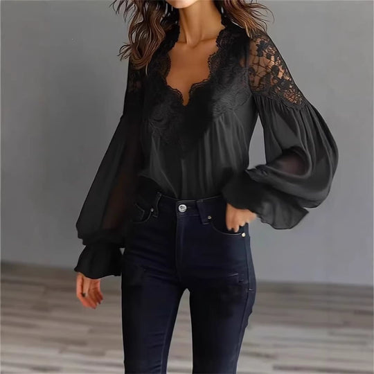 Damen Chiffon-Bluse mit Spitzen-V-Ausschnitt und weiten Plissee-Ärmeln Shop Nory