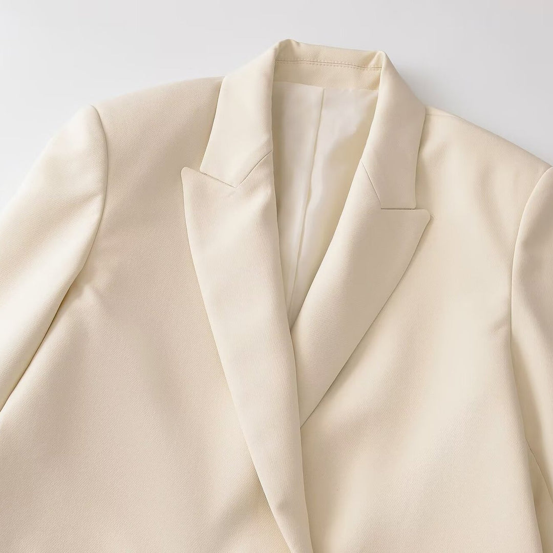 Damen Doppelreihiger Longblazer mit Reverskragen, tailliertem Schnitt und Pattentaschen Shop Nory