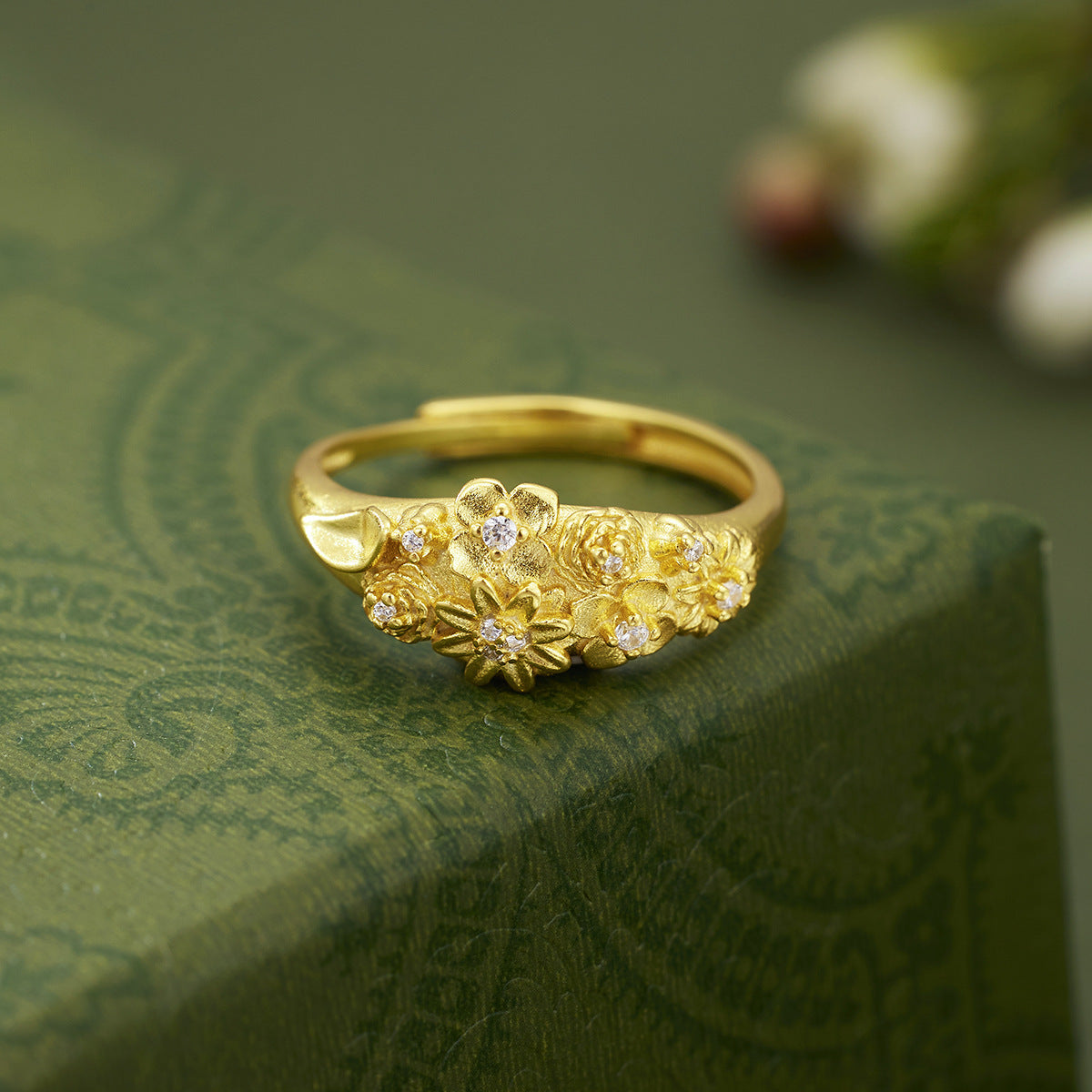 Damen exquisite Blumenschmuck Ring mit funkelnden Akzenten Shop Nory