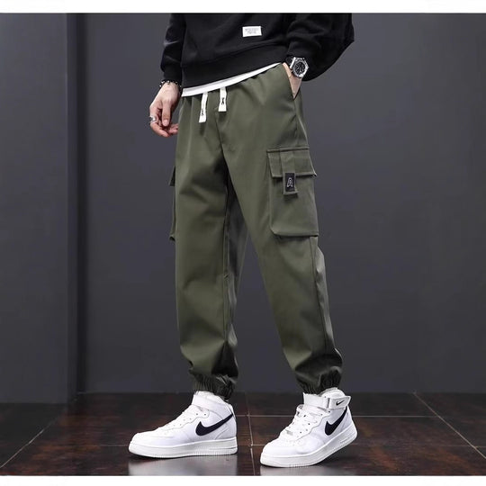 Herren Cargo-Jogginghose mit praktischen Seitentaschen Shop Nory